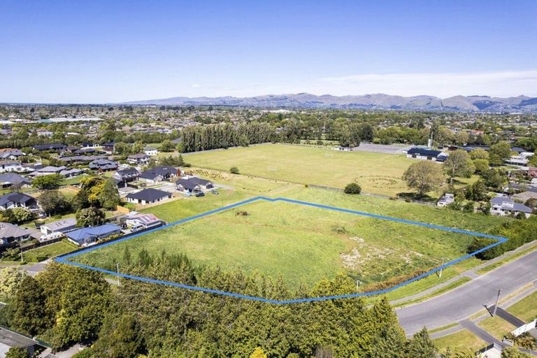 Photo of property in 500 Hills Road, Mairehau, Christchurch, 8052