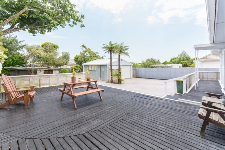 Photo of property in 15 George Street, Levin, 5510