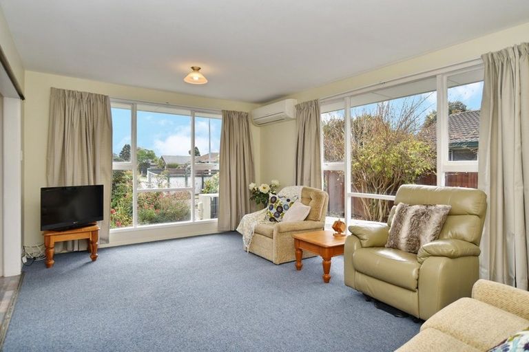 Photo of property in 115 Oakhampton Street, Hornby, Christchurch, 8042