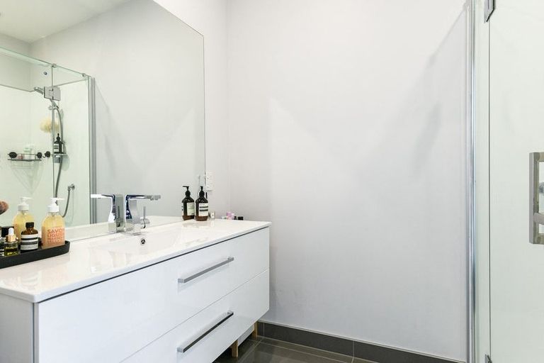 Photo of property in 3/24 Tamar Street, Island Bay, Wellington, 6023