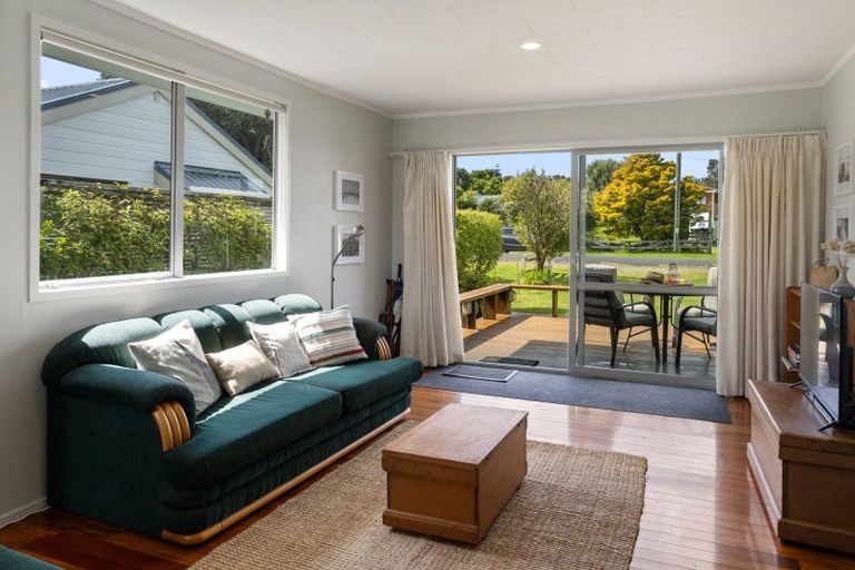 Photo of property in 153 Ocean Beach Road, Tairua, 3508