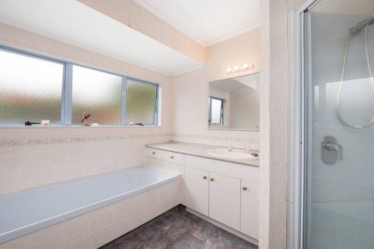 Photo of property in 19 Lantana Place, Mount Maunganui, 3116