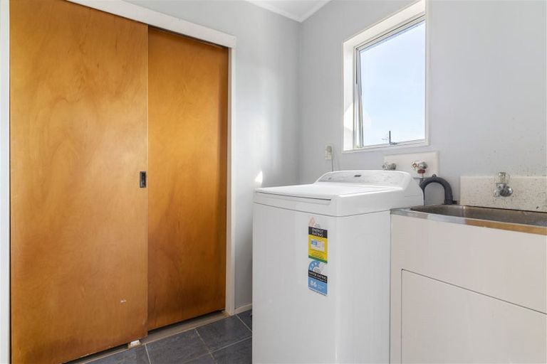 Photo of property in 38a Heathdale Crescent, Papakura, 2110