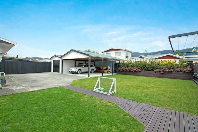 Photo of property in 27 Marlowe Street, Stoke, Nelson, 7011