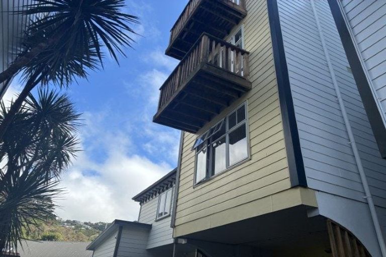 Photo of property in 146h Aro Street, Aro Valley, Wellington, 6021