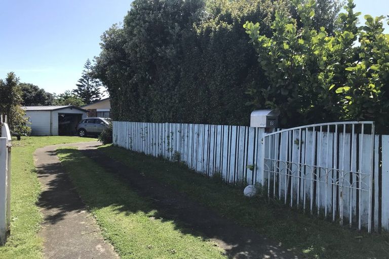Photo of property in 8 Farnham Place, Bell Block, New Plymouth, 4312