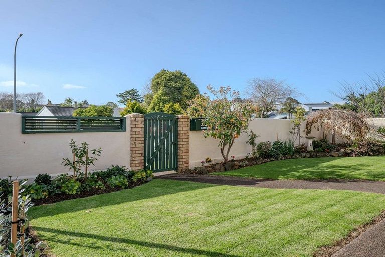 Photo of property in 21 Fairway Drive, Kerikeri, 0230