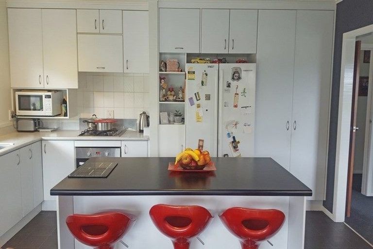 Photo of property in 87e Pioneer Road, Moturoa, New Plymouth, 4310