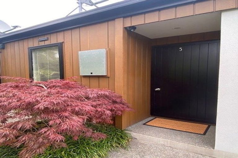 Photo of property in 5/90 Edgeware Road, St Albans, Christchurch, 8014