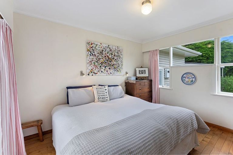 Photo of property in 29 Hona Street, Waikanae Beach, Waikanae, 5036