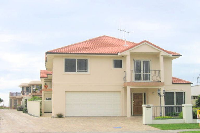 Photo of property in 21c Oceanbeach Road, Mount Maunganui, 3116