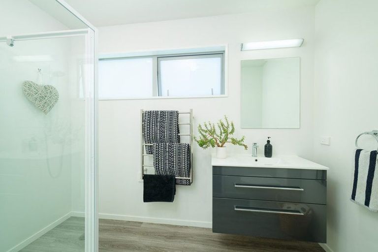 Photo of property in 16 Swyncombe Place, Kaikoura Flat, Kaikoura, 7371