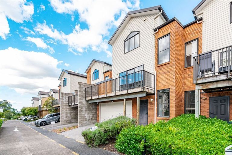 Photo of property in St Claire Village, 20/172 Mcleod Road, Te Atatu South, Auckland, 0610