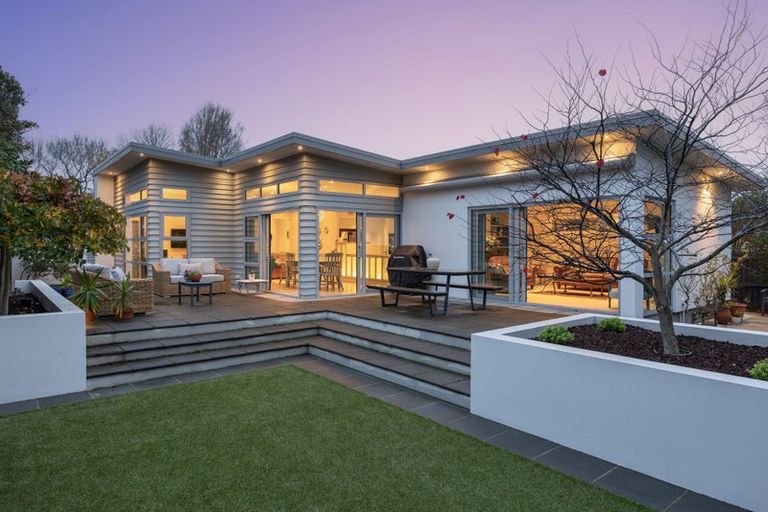 Photo of property in 23 Waiwetu Street, Fendalton, Christchurch, 8052