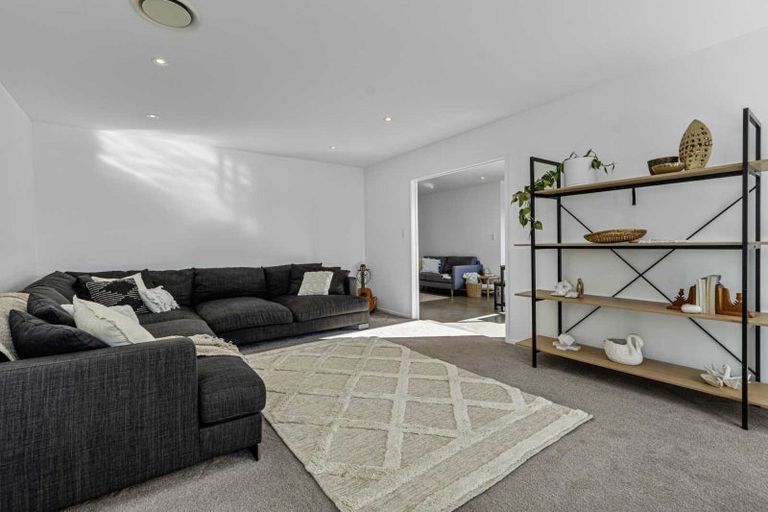 Photo of property in 8 Senecio Way, Papamoa Beach, Papamoa, 3118