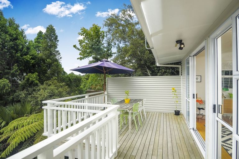 Photo of property in 232 Konini Road, Titirangi, Auckland, 0604