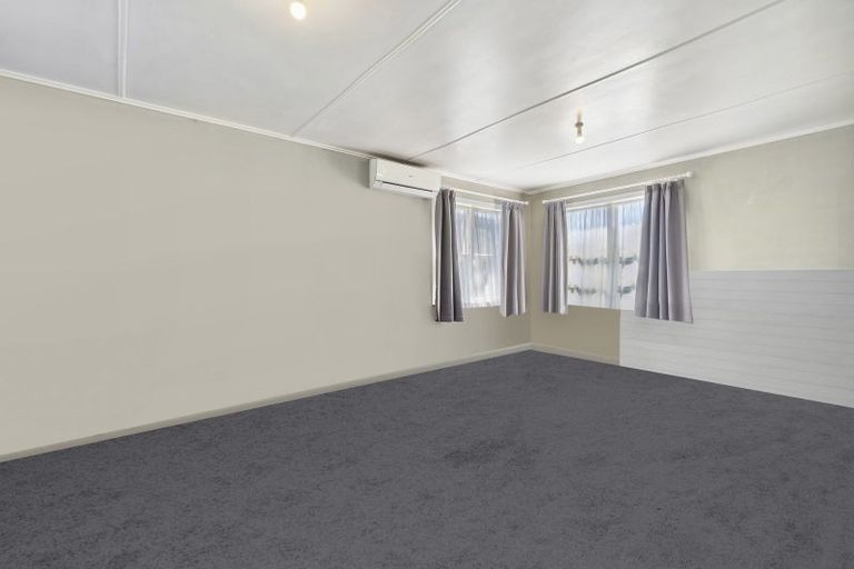 Photo of property in 1/6 Hunua Road, Papakura, 2110