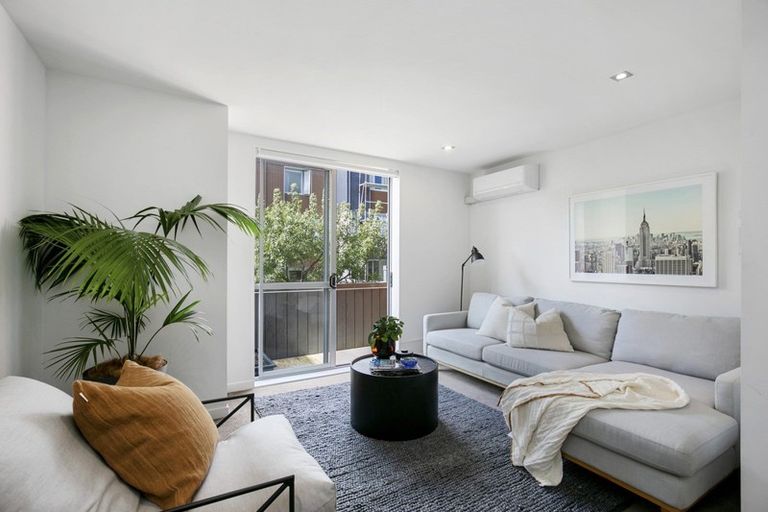 Photo of property in Altar Apartments, 27/120 Rintoul Street, Newtown, Wellington, 6021