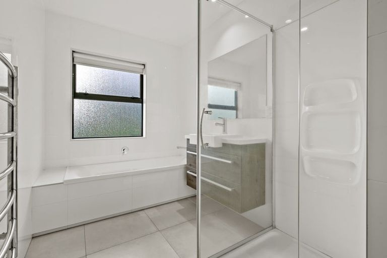 Photo of property in 41 Andalusian Way, Karaka, Papakura, 2113