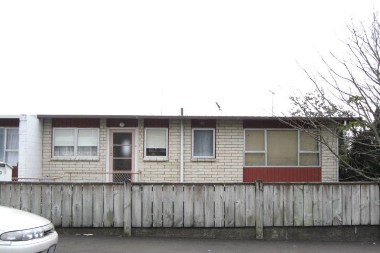 Photo of property in 6d Davies Lane, New Plymouth, 4310