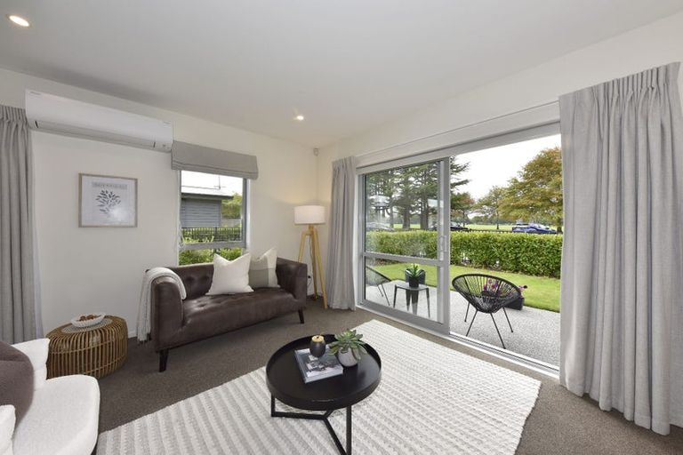 Photo of property in 361 Avonhead Road, Avonhead, Christchurch, 8042