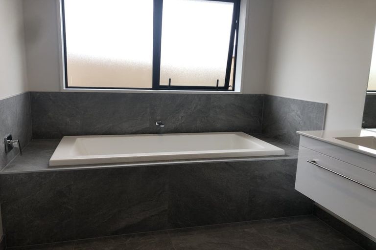 Photo of property in 11 Eastonfield Drive, Rolleston, 7615