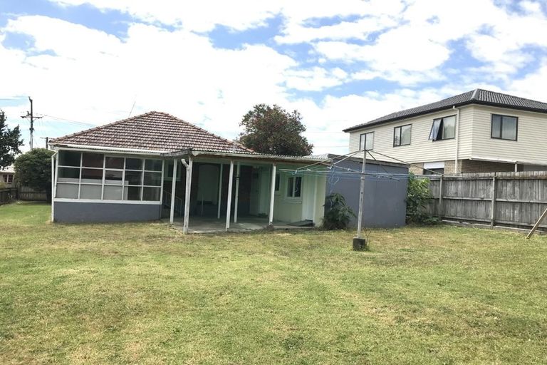 Photo of property in 29 Ballance Avenue, Papatoetoe, Auckland, 2104