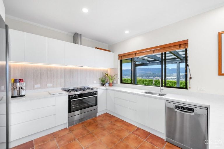 Photo of property in 63 Kirton Drive, Riverstone Terraces, Upper Hutt, 5018