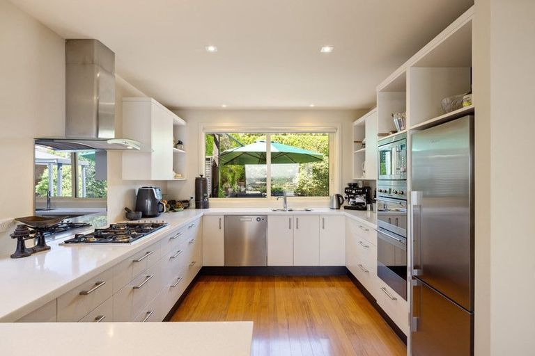 Photo of property in 11 Michael Avenue, Mount Pleasant, Christchurch, 8081