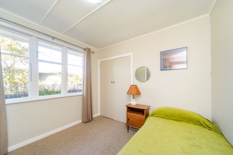 Photo of property in 11 Sinclair Avenue, Highbury, Palmerston North, 4412