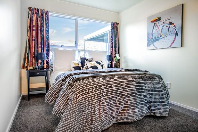 Photo of property in 1/50 Te Kanawa Crescent, Henderson, Auckland, 0610