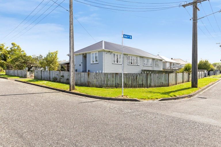 Photo of property in 52 Cuba Street, Marton, 4710