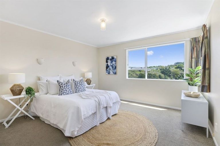 Photo of property in 5/2 The Top Gallant, Whitby, Porirua, 5024