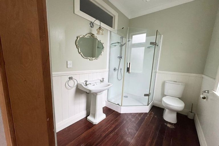 Photo of property in 434a Stokes Valley Road, Stokes Valley, Lower Hutt, 5019