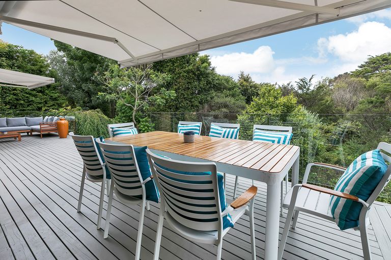 Photo of property in 11 San Pedro Place, Henderson, Auckland, 0612