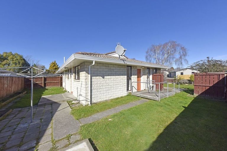 Photo of property in 1/9 Tahi Place, Belfast, Christchurch, 8051