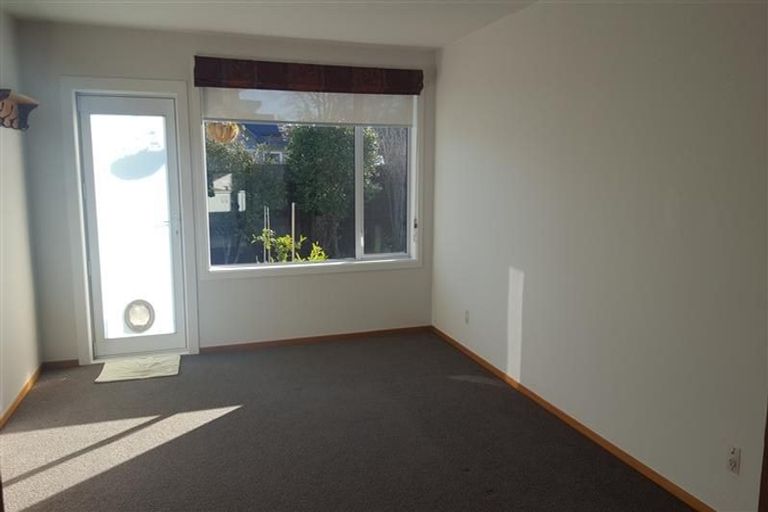Photo of property in 2/15 Matai Street East, Riccarton, Christchurch, 8011