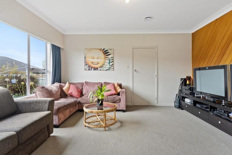 Photo of property in 1 Sophies Way, Papamoa Beach, Papamoa, 3118