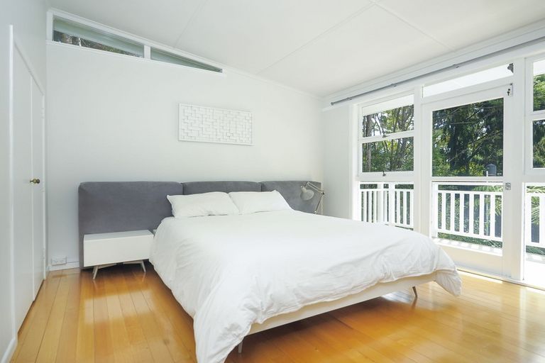 Photo of property in 232 Konini Road, Titirangi, Auckland, 0604