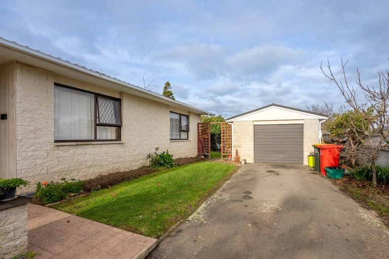 Photo of property in 33 Lupin Road, Otaki, 5512
