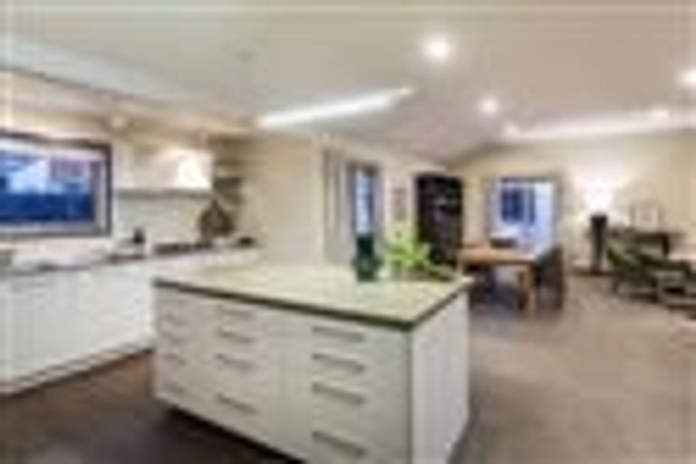 Photo of property in 38 Glandovey Road, Fendalton, Christchurch, 8052