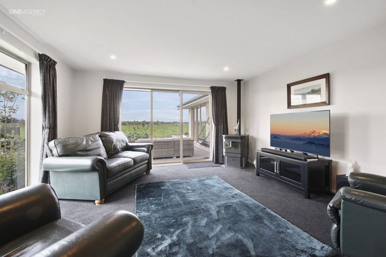 Photo of property in 23 Ranginui Drive, Kaiapoi, 7630