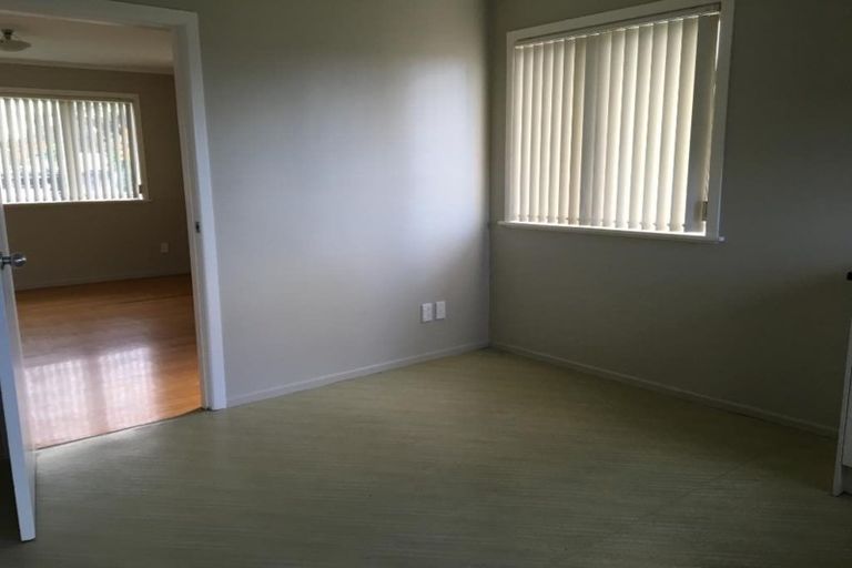 Photo of property in 18 Hunua Road, Papakura, 2110