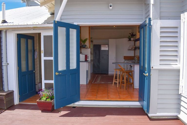 Photo of property in 94 Romilly Street, Westport, 7825