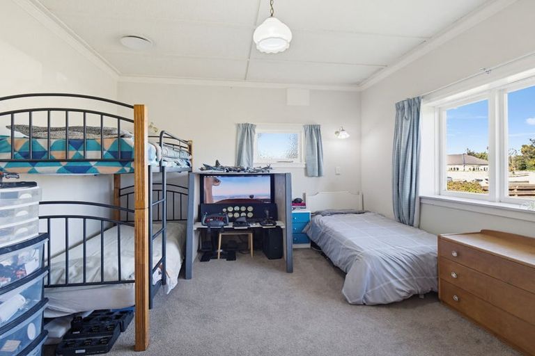 Photo of property in 61 Barraud Street, Dannevirke, 4930
