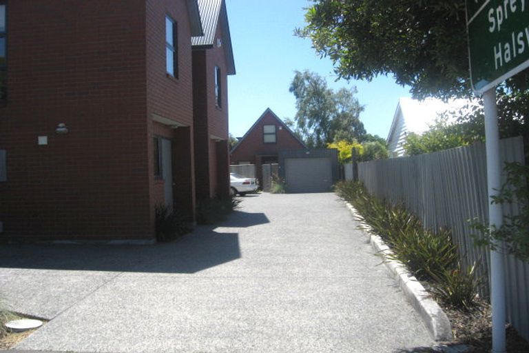 Photo of property in 2/154 Strickland Street, Sydenham, Christchurch, 8023