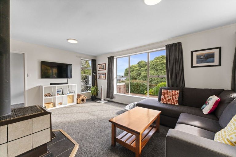 Photo of property in 23 Kereru Street, Two Mile Bay, Taupo, 3330