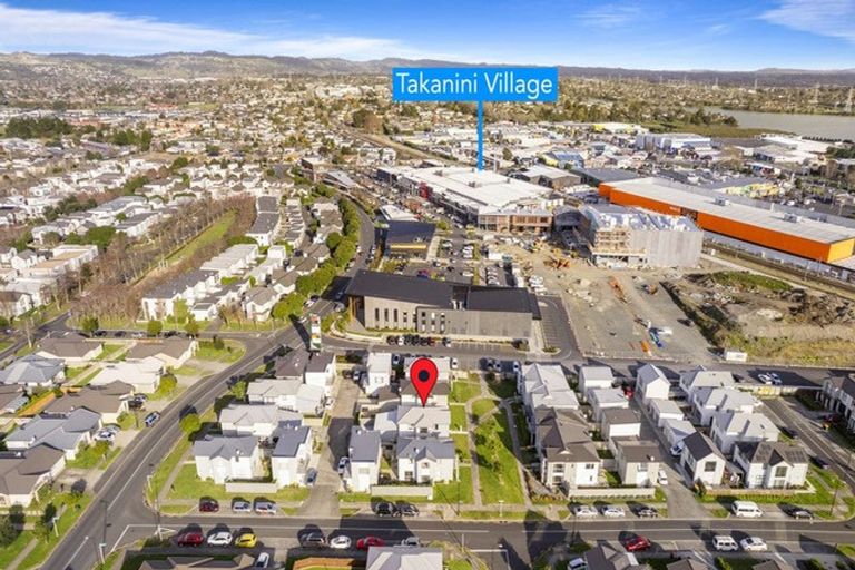 Photo of property in 7 Treestump Road, Takanini, 2112