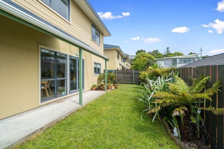 Photo of property in 7u3 Court Road, Tawa, Wellington, 5028