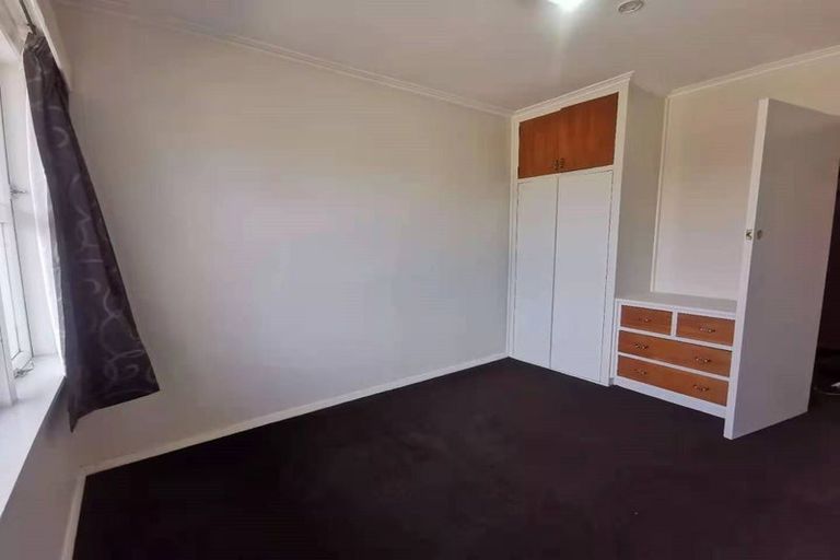 Photo of property in 129 Springs Road, Hornby, Christchurch, 8042